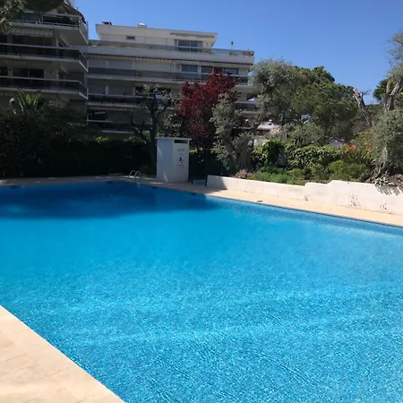 شقة Juan Les Pins *